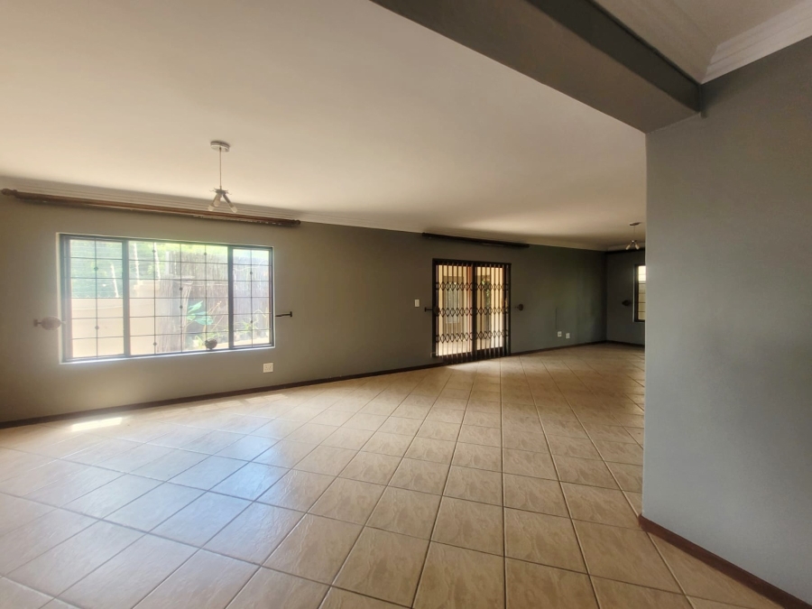 To Let 3 Bedroom Property for Rent in Melodie North West